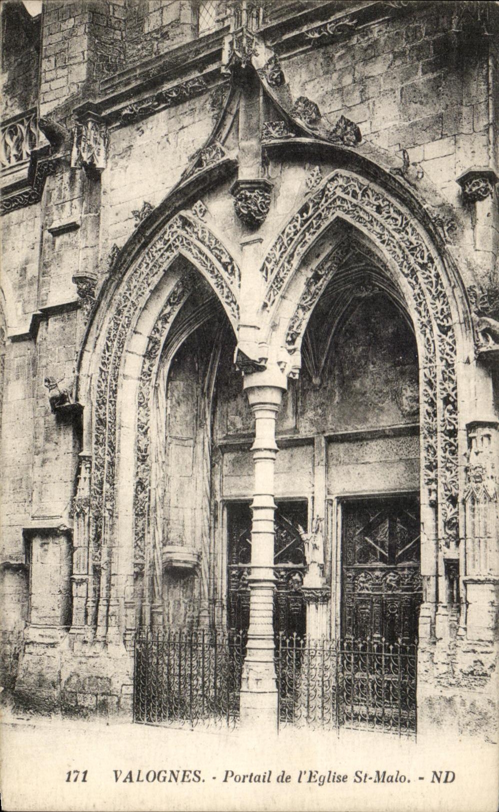 Valognes - Portail de l'Église St-Malo - ND