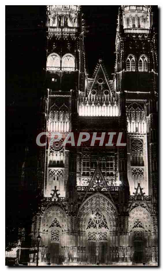 CPA En Touraine La Cathedrale Illuminee Tours