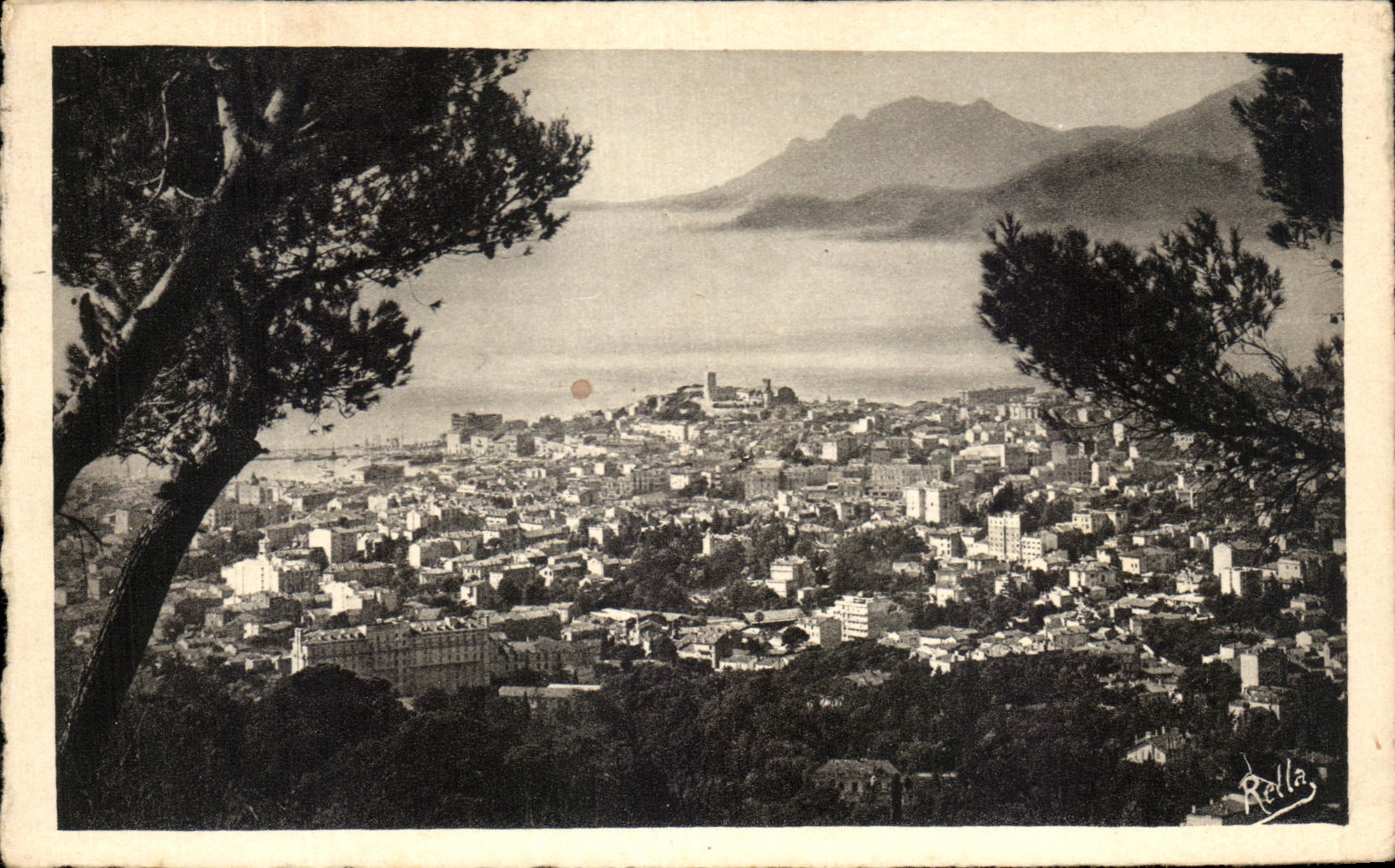 CPA Cannes Et L'Esterel Vue D'Ensemble