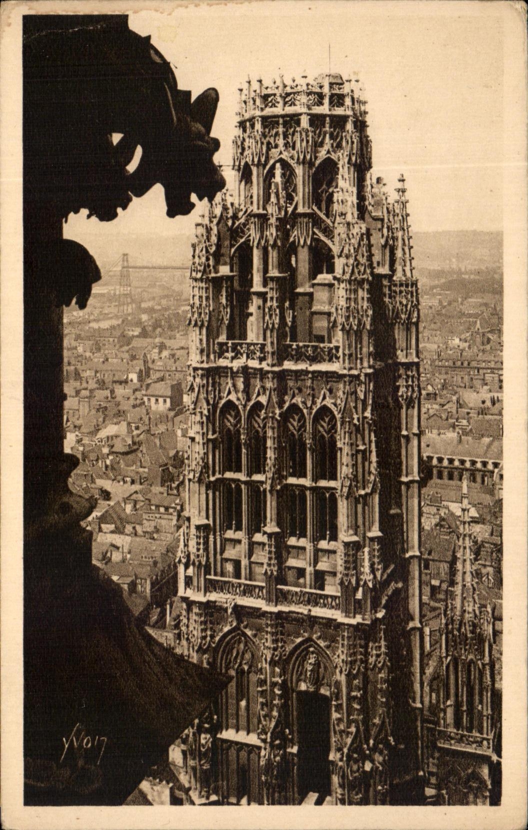 CPA La Douce France Rouen La Tour Du Beurre