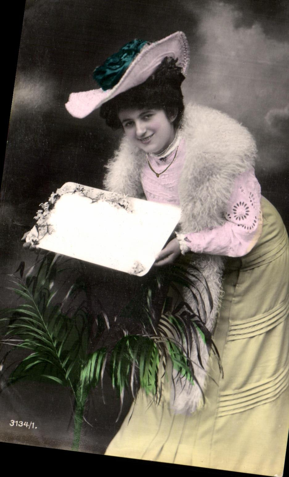 CPA Fantaisie Femme 