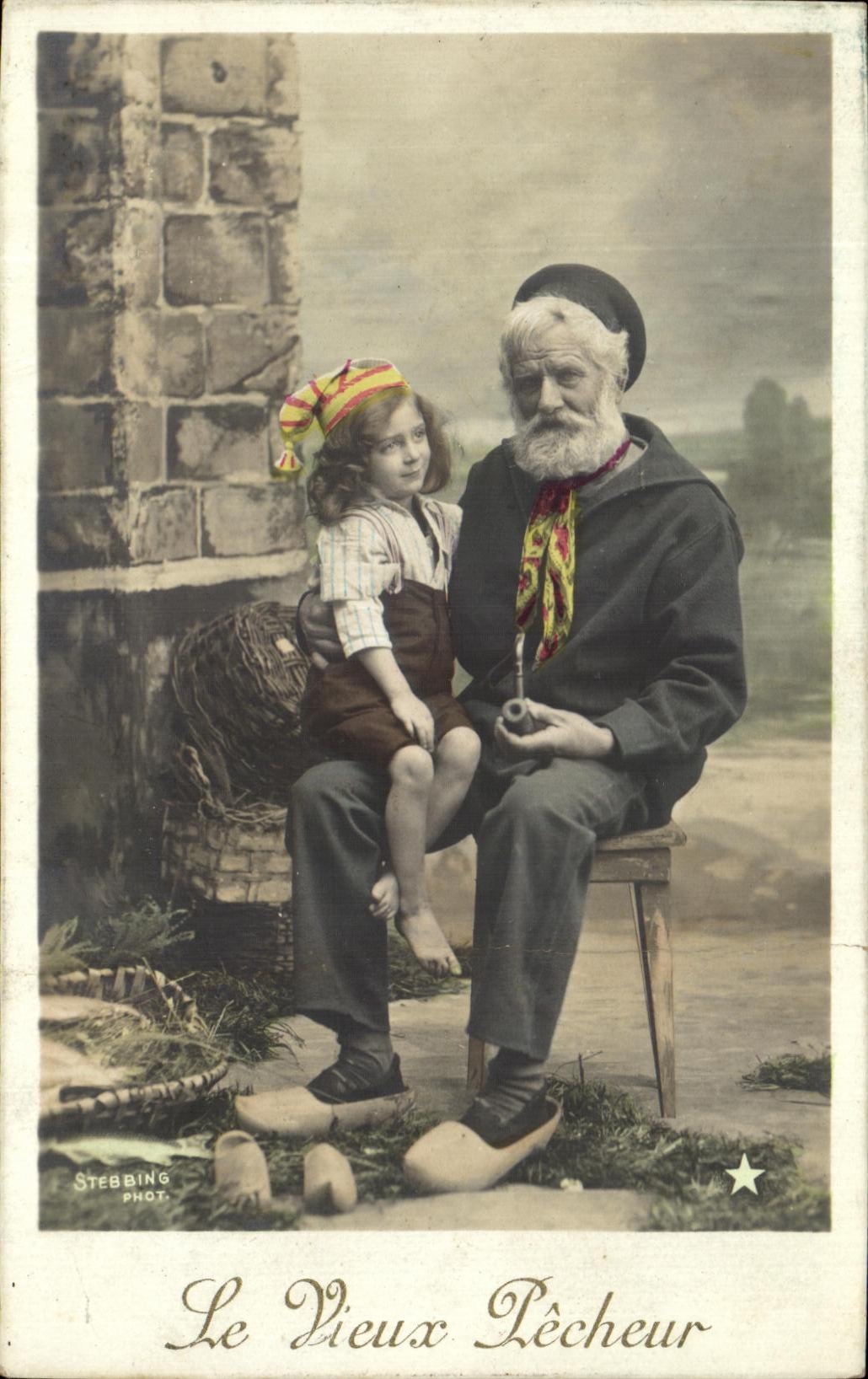 CPA Fantaisie Enfant et grand pere Le vieux pecheur 