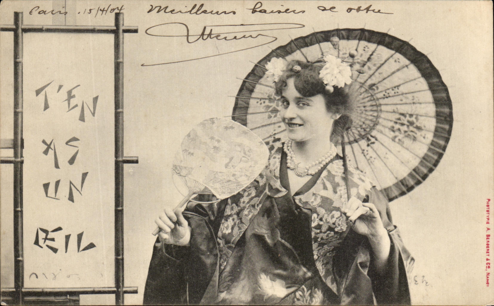 Femme en costume japonais — Paris, 15/4/04 — Phototypie A. Bécard & Cie, N°82