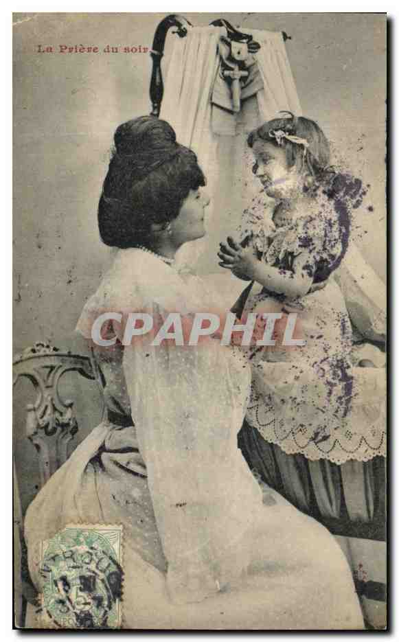 CPA Fantaisie Femme et enfant la priere du soir 