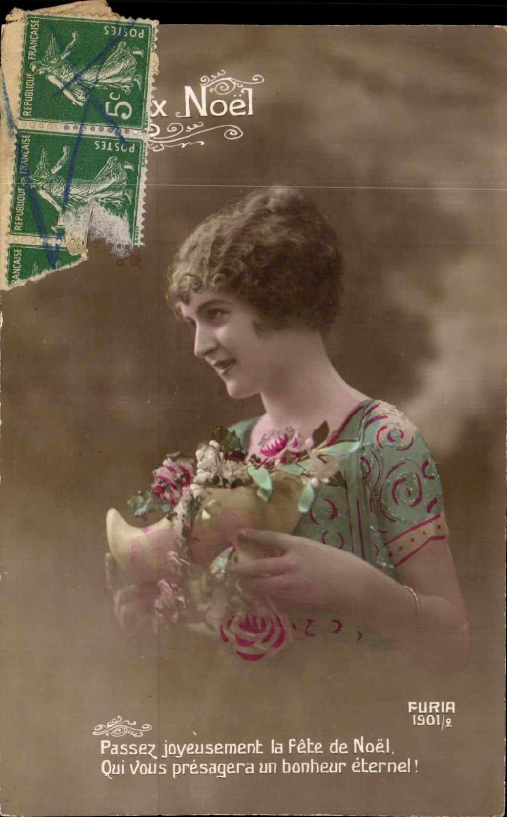 CPA Fantaisie Femme Noel