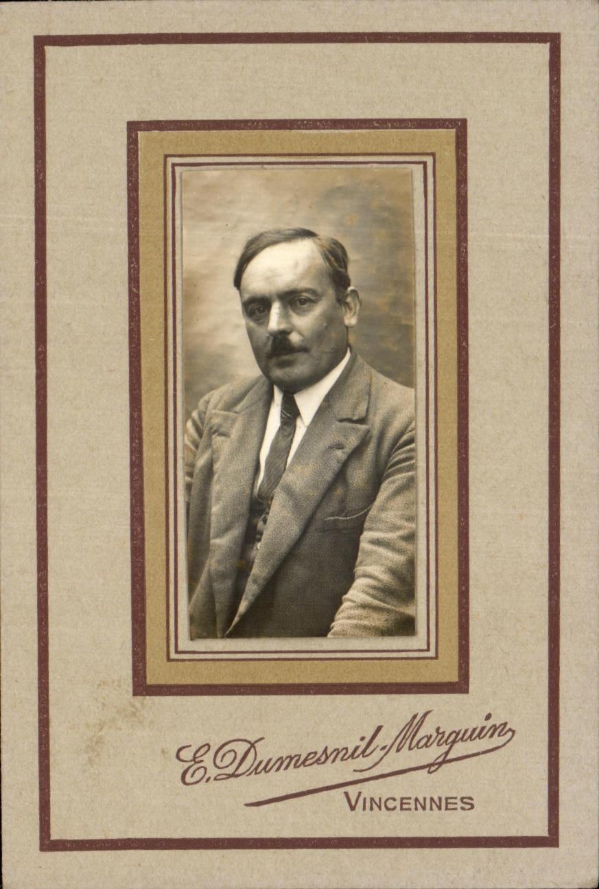 Photo d'identite Dumesnil Marguin Vincennes 