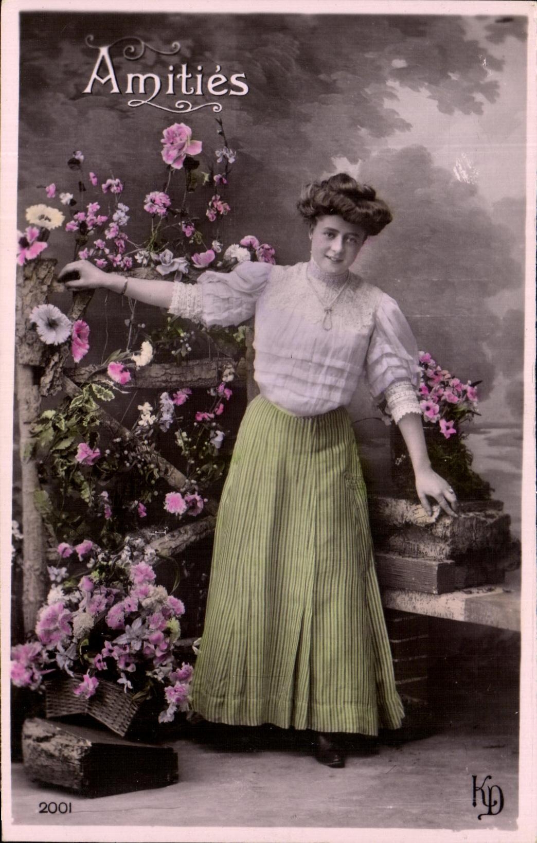 CPA Fantaisie Femme 