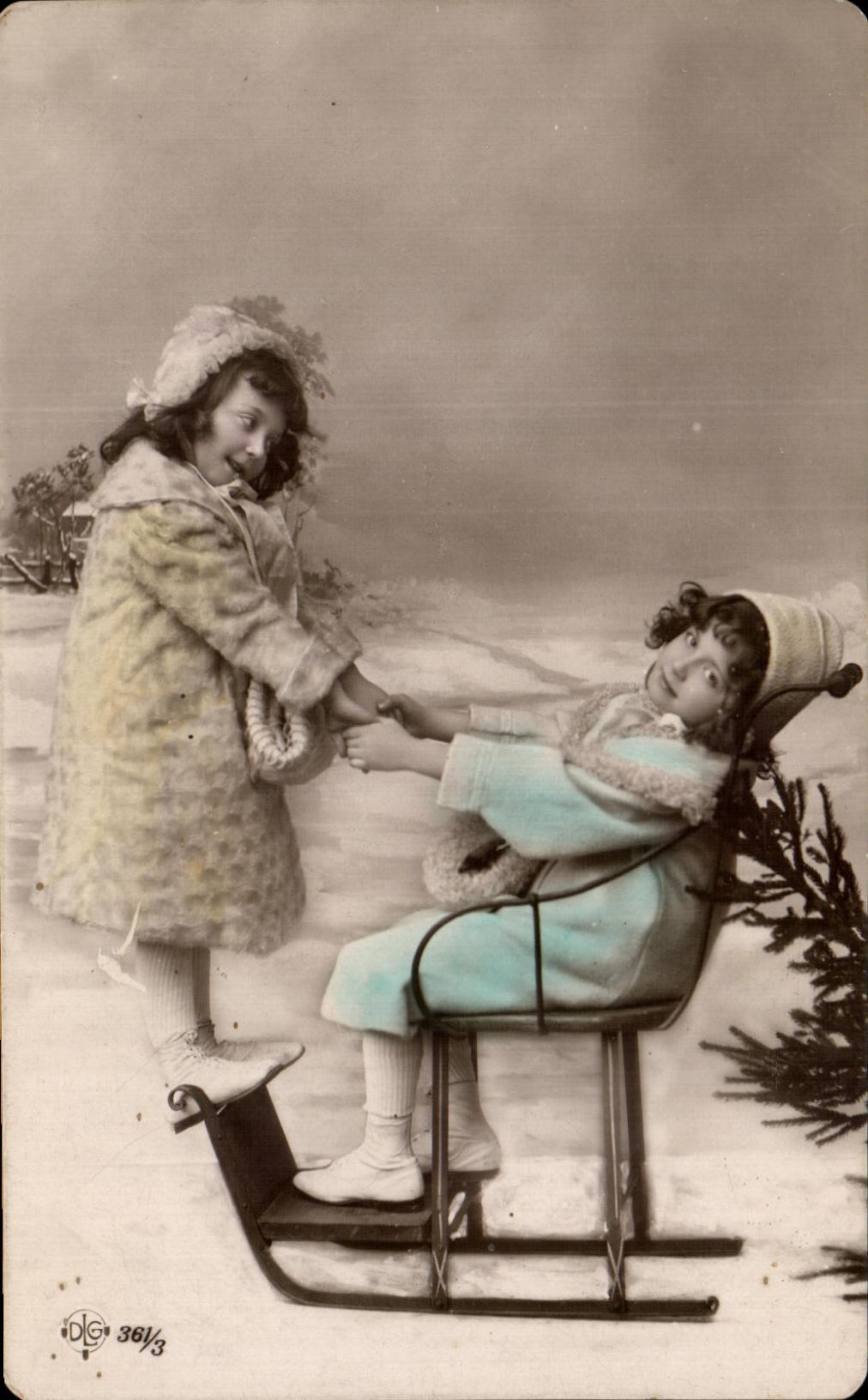 CPA Fantaisie Enfants Luge