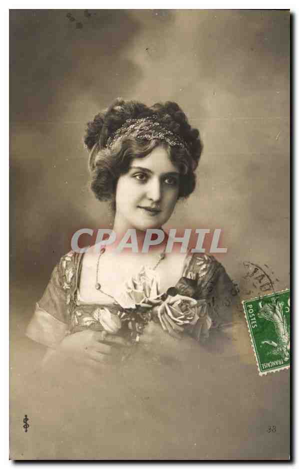 Jeune femme en robe à fleurs — portrait — éditeur inconnu, n° 38