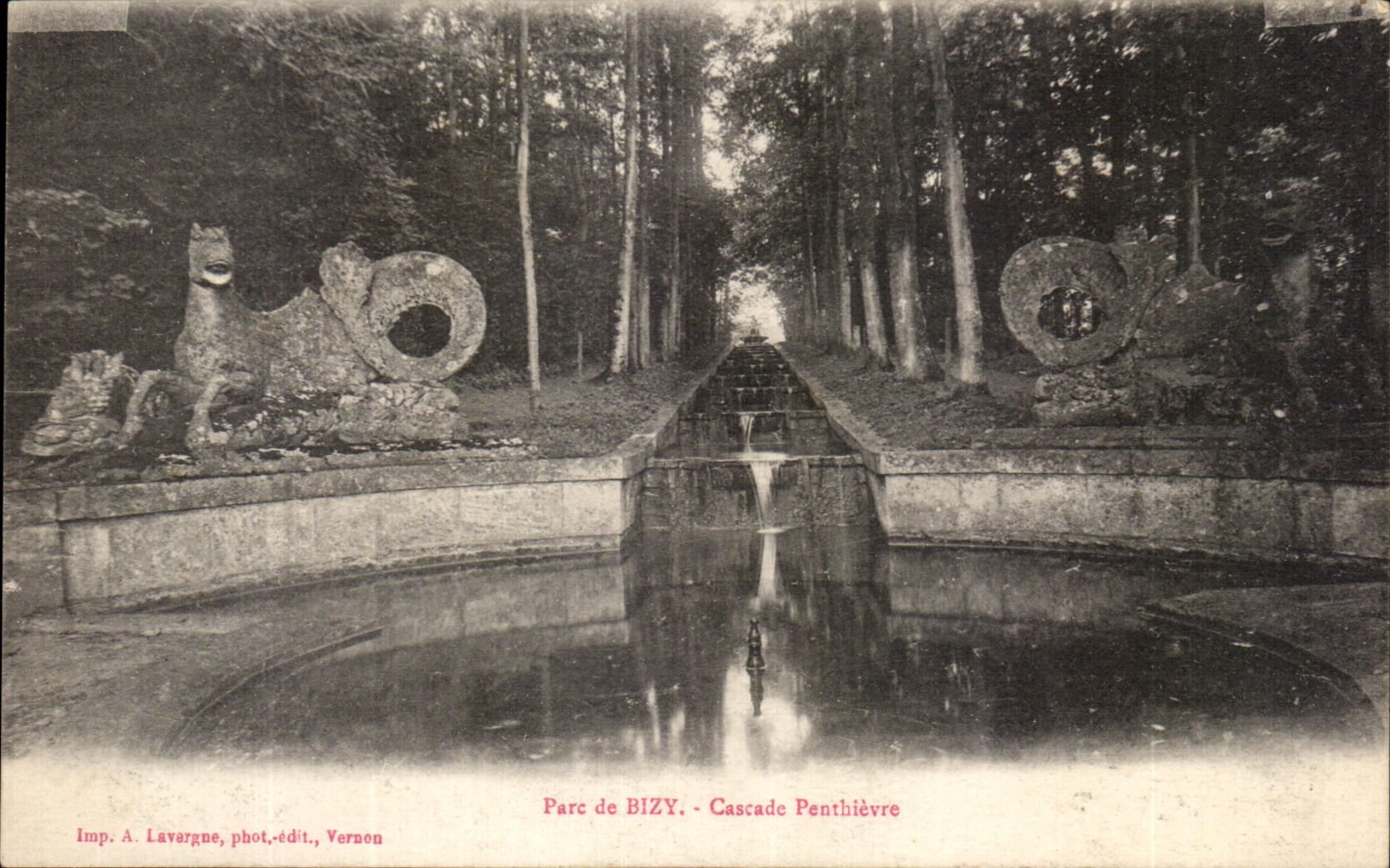 CPA Parc De Bizy Cascade Penthievre