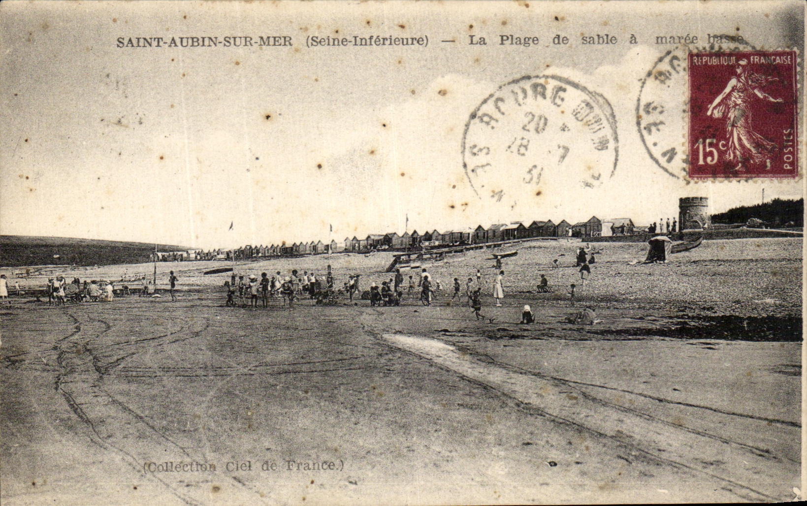 Saint-Aubin-sur-Mer (Seine-Inférieure) — La Plage de sable à marée basse — Collection Ciel de France