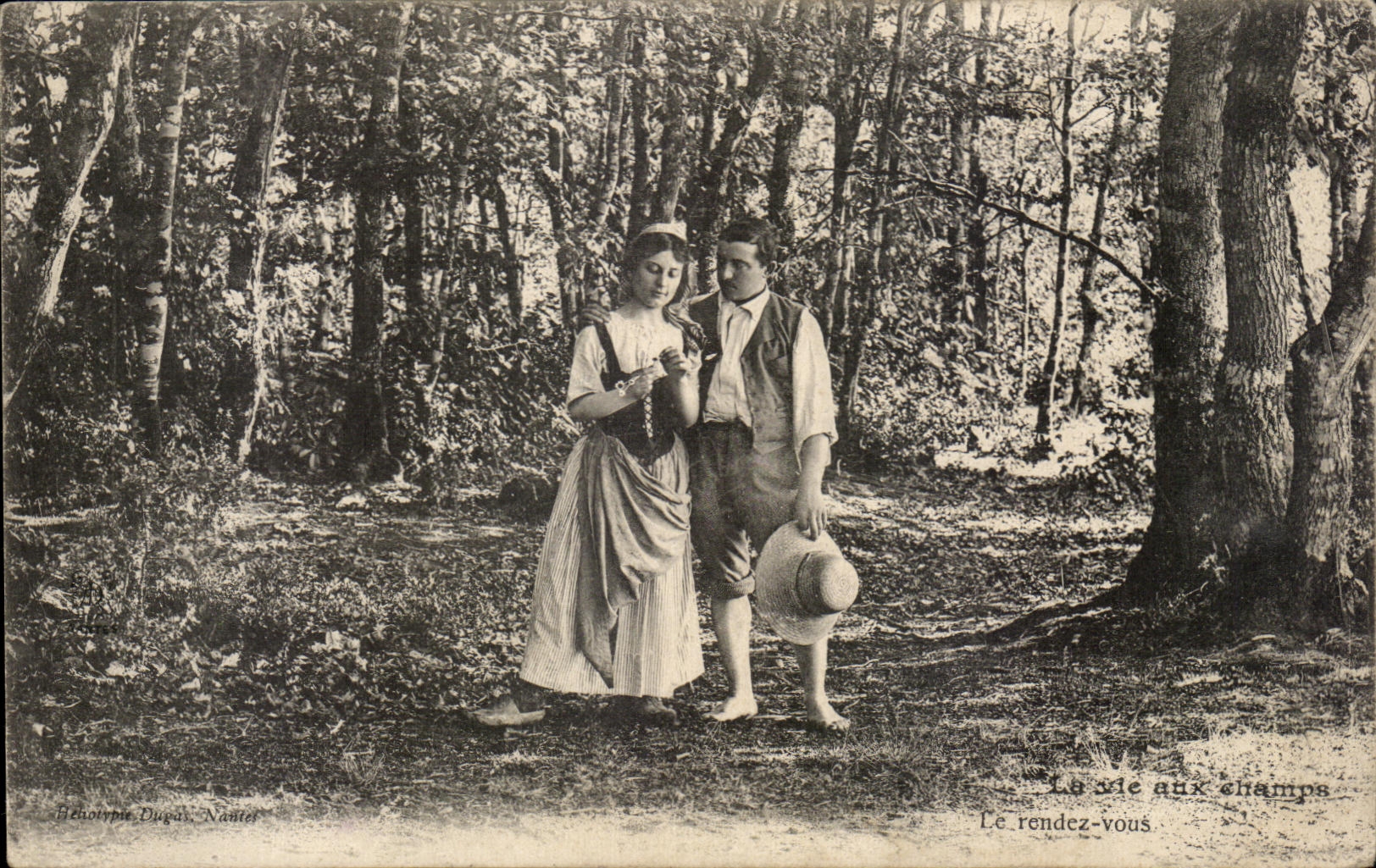 CPA La Viee Aux Champs Le Rendez Vous Folklore