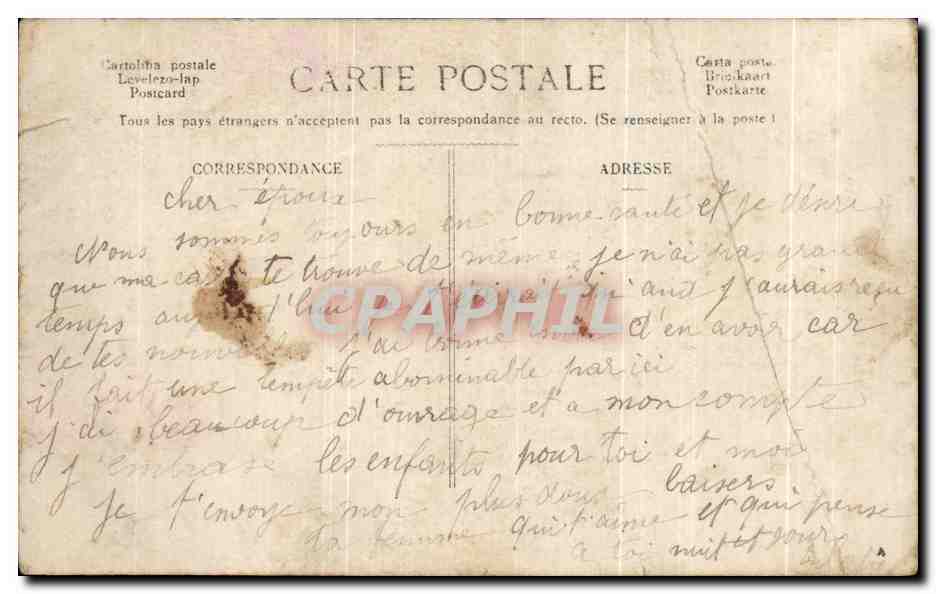 CPA Fantaisie Enfant Garcon en barque — Reverso