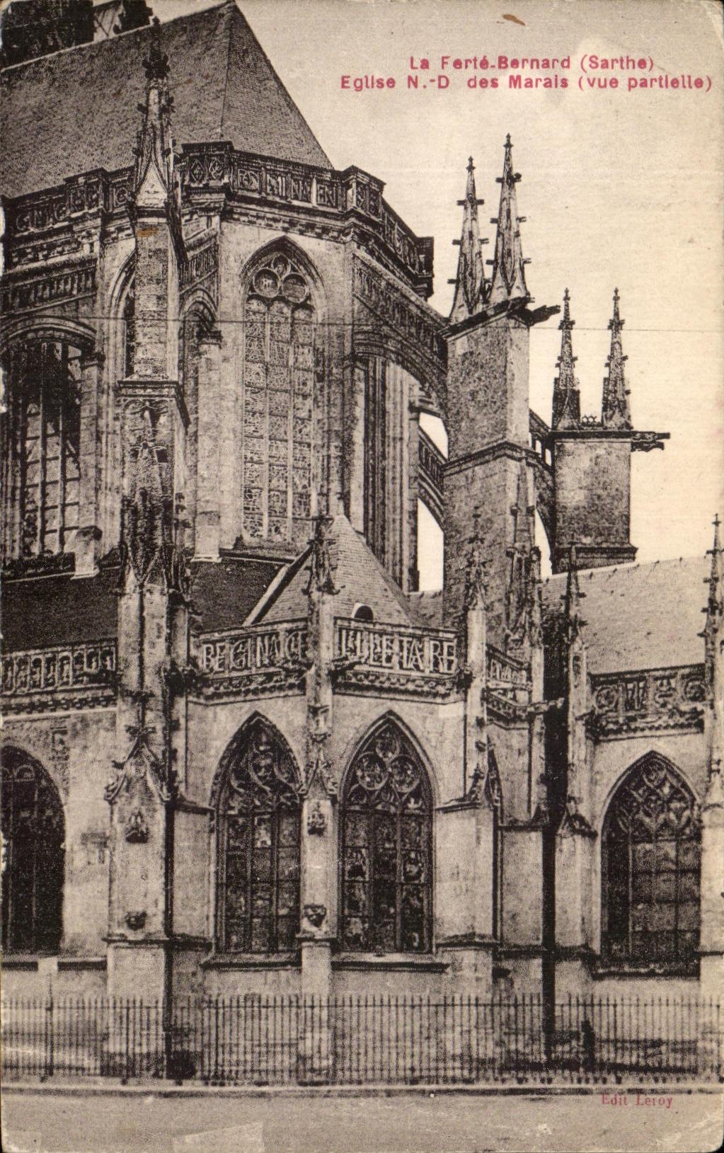 CPA La Ferte Bernard Eglise des Marais
