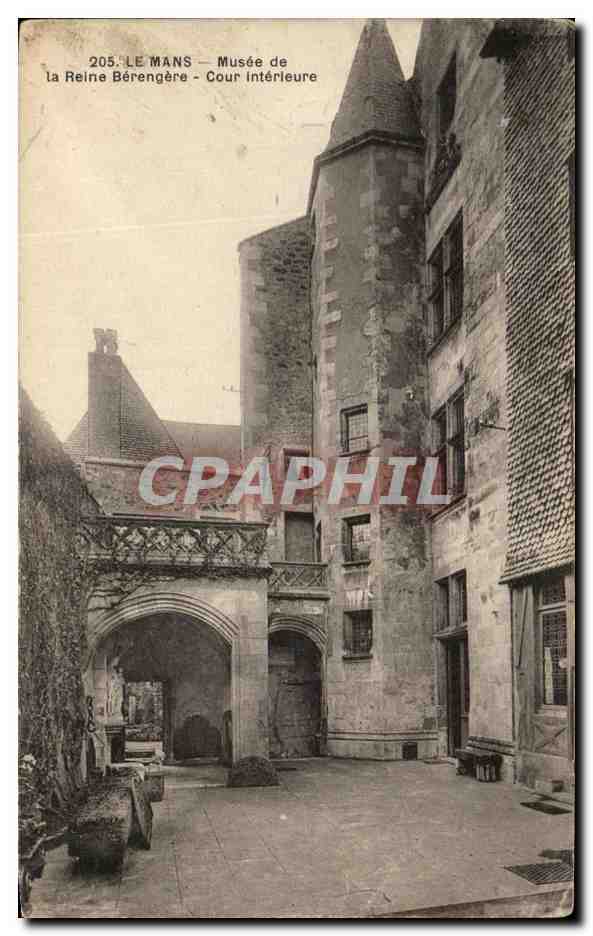 Le Mans — Musée de la Reine Bérengère — Cour intérieure