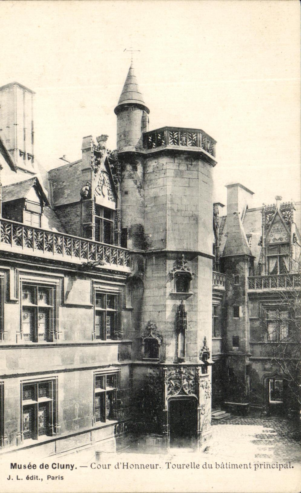 CPA Musee De Cluny d'Honneur Tourelle Du Batiment Principal Paris