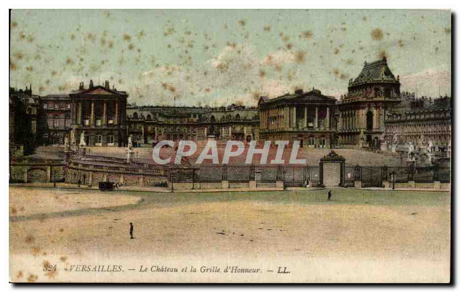 Versailles — Le Château et la Grille d'Honneur — LL. n° 824