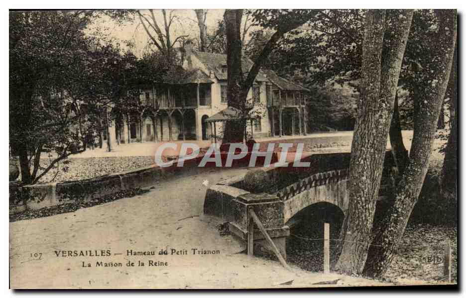 CPA Versailles Hameau du Petit Trianon La Maison de la Reine