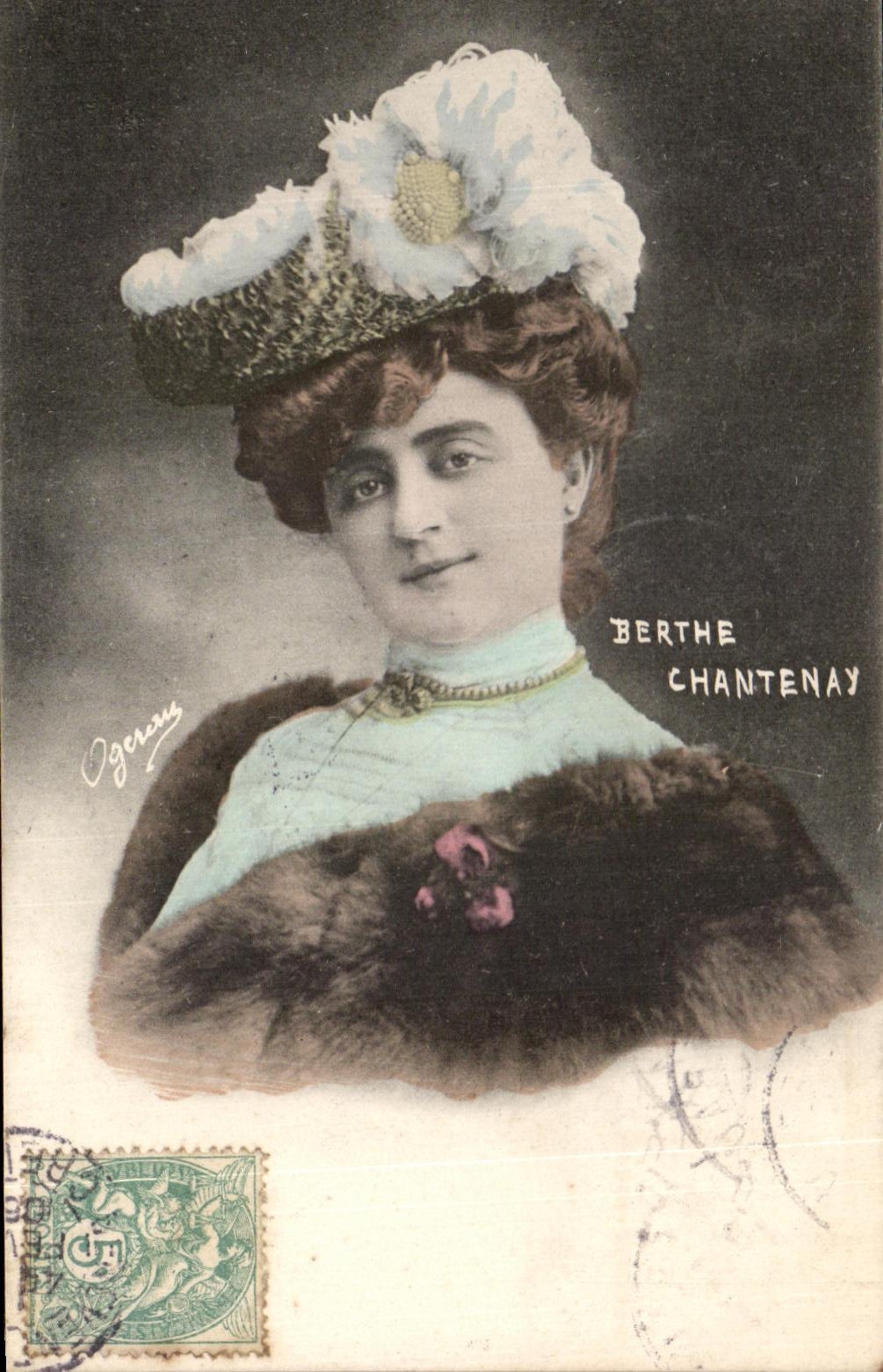 Berthe Chantenay — Portrait féminin en tenue élégante — Ogereny