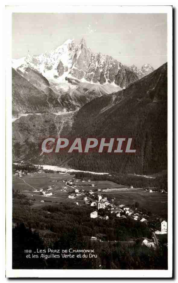 CPA Les Praz De Chamonix et Les Aiguilles Verte et du Dru