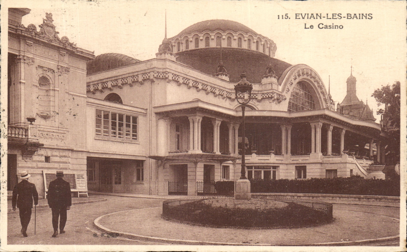CPA Evain Les Bains Le Casino