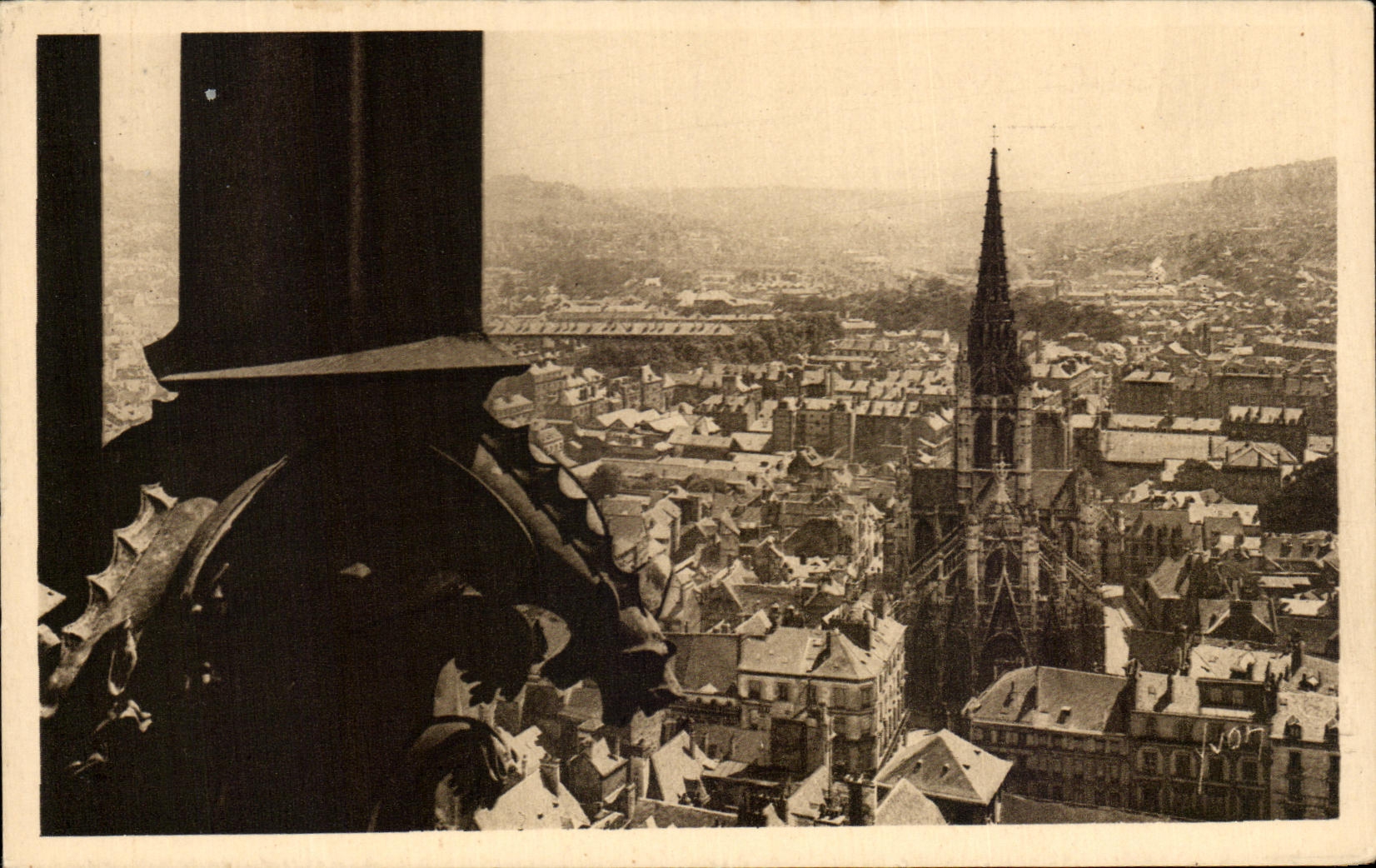 CPA Rouen Panorama Sur La Cote Sainte Catherine Et Eglise Saint Maclou