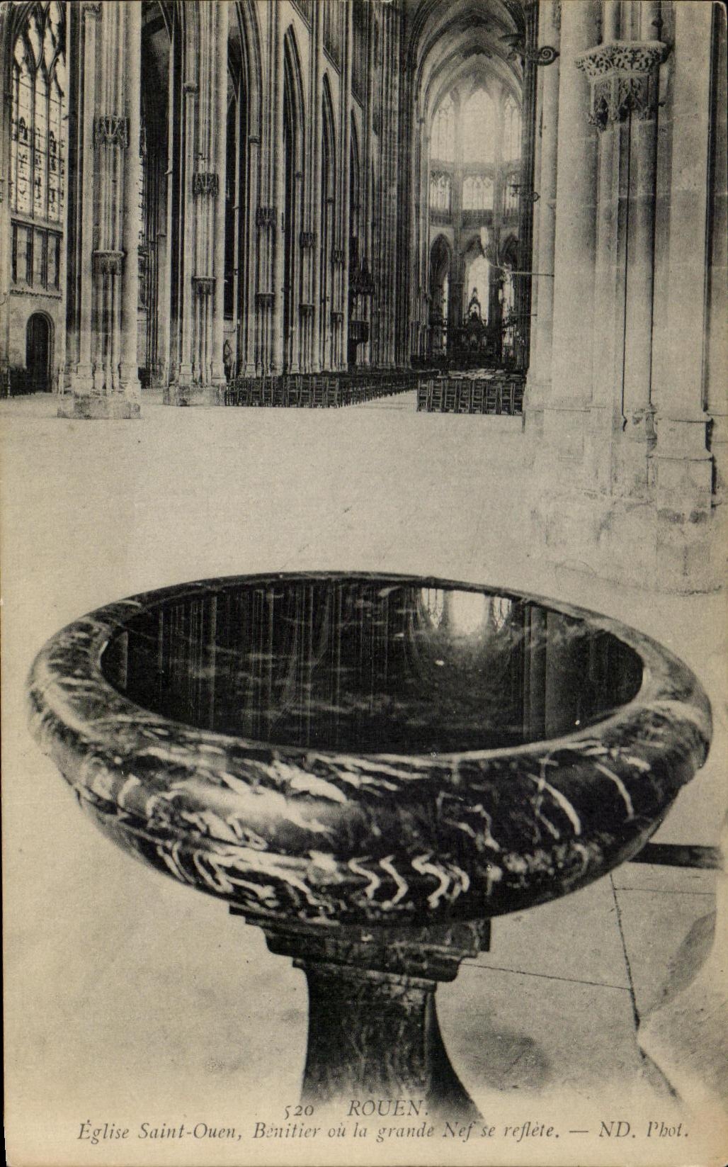 CPA Rouen Eglise Saint Ouen Benitier Ou La Grande Nef Se Reflete
