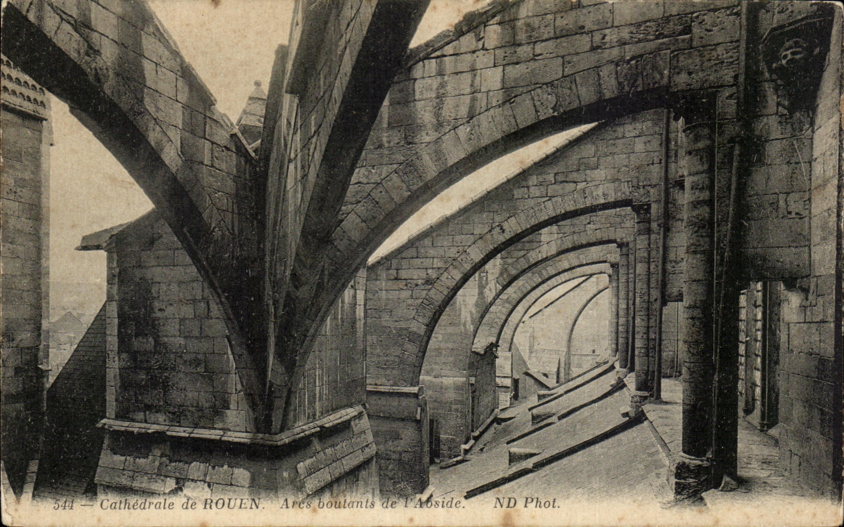 CPA Cathedrate De Rouen Arcs Boutants De L'abside