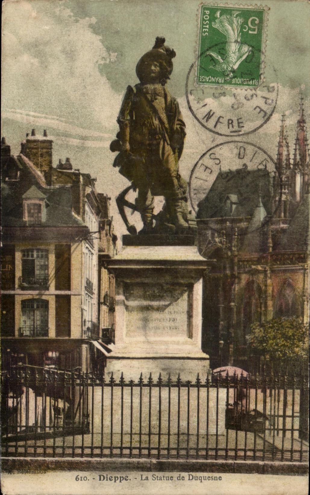 CPA Dieppe La Statue De Duquesne