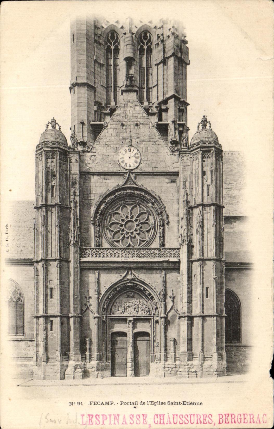 CPA Fecamp Portail de l'Eglise Saint Etienne