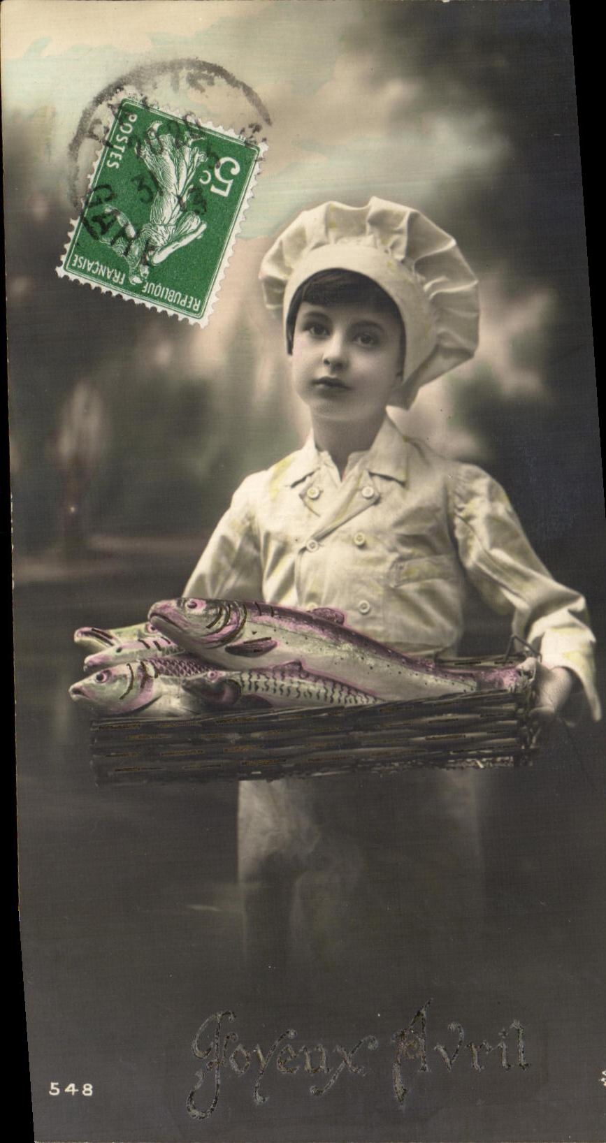 CPA Fantaisie Enfant Cuisinier poissons 