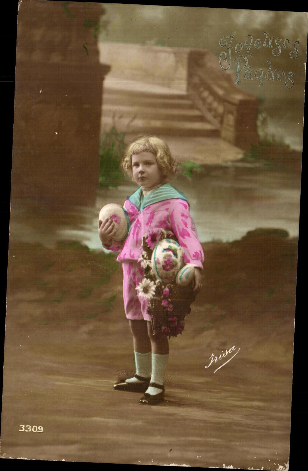 CPA Fantaisie Enfant Paques Oeufs