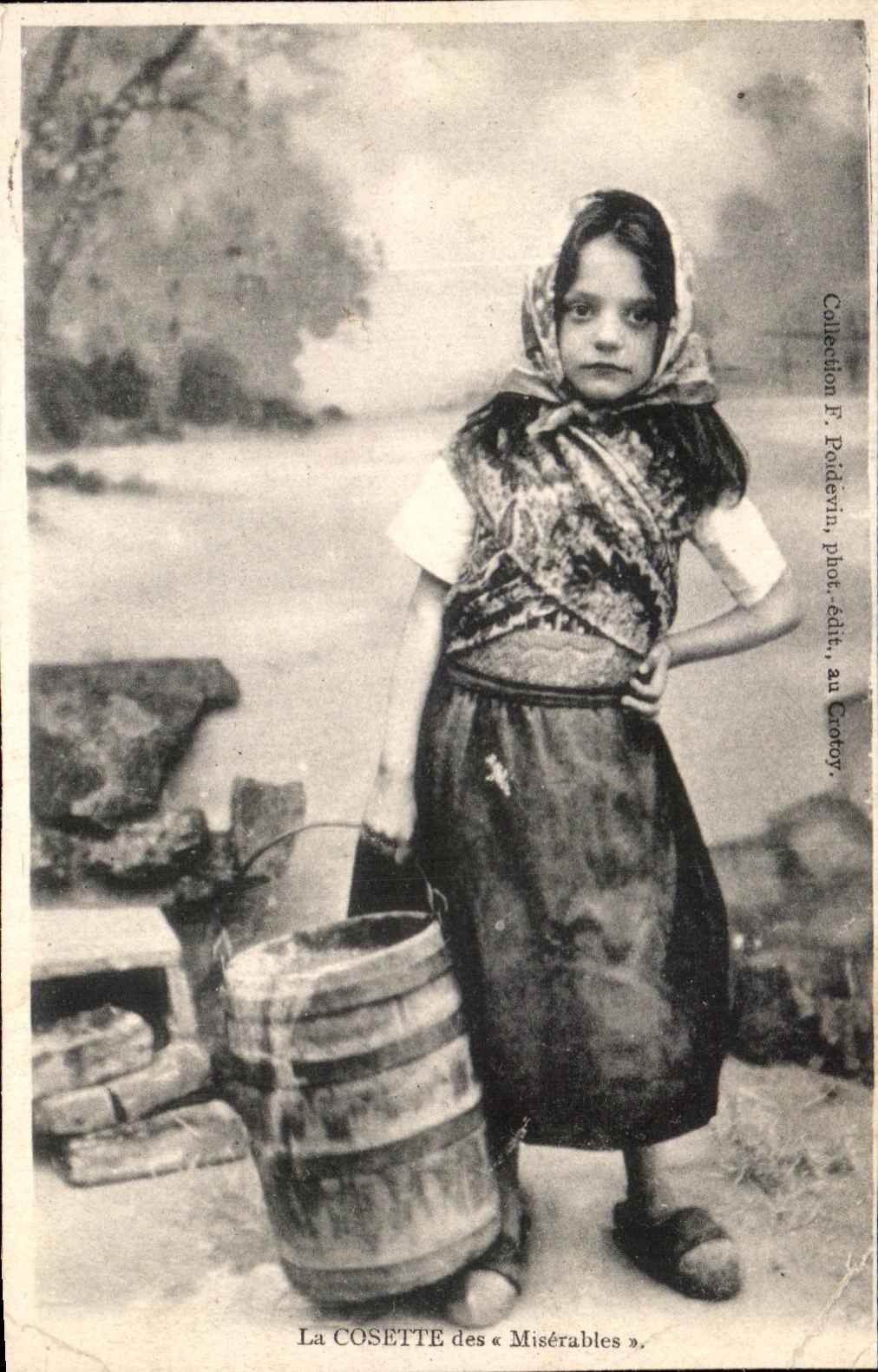 CPA Fantaisie Enfant La Cosette des Miserables Victor Hugo
