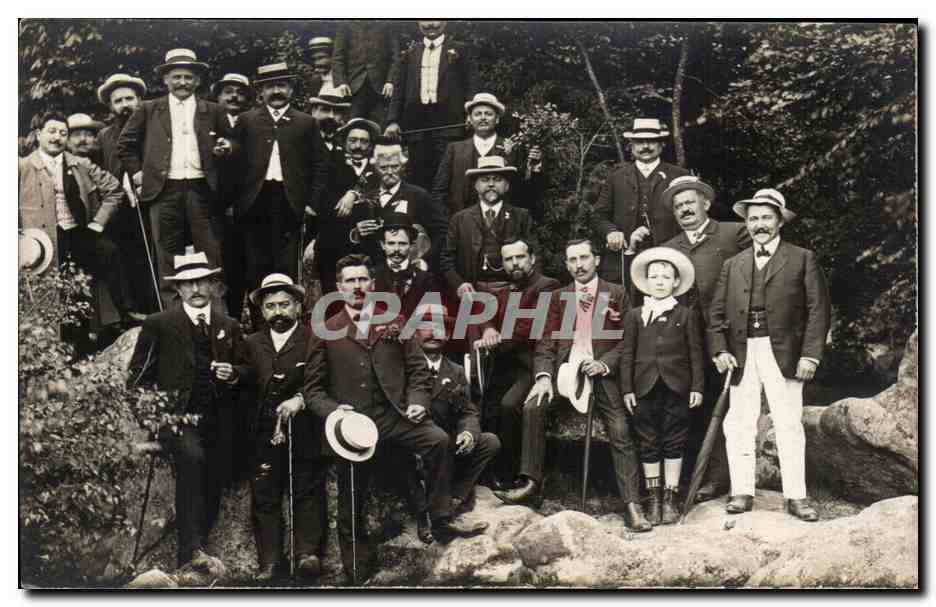 CARTE PHOTO Hommes Folklore 