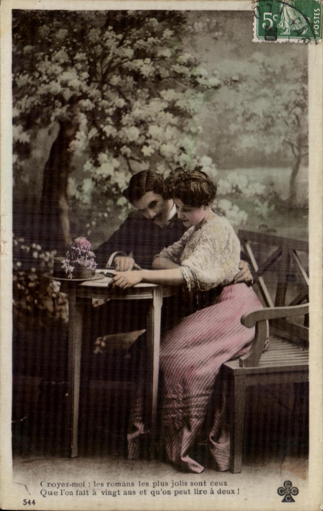 CPA Fantaisie Femme 