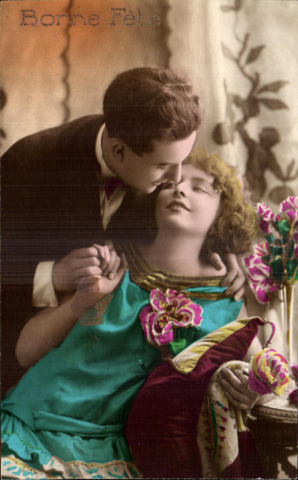 Couple amoureux — Bonne Fête — éditeur non identifié
