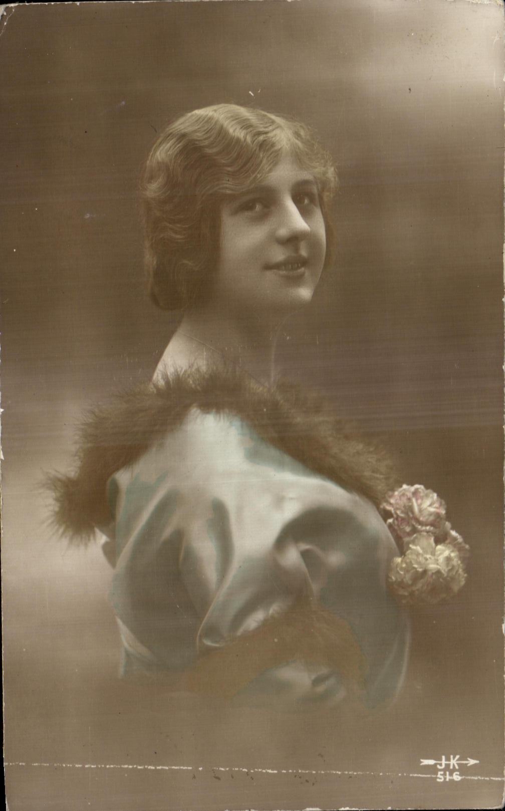 CPA Fantaisie Femme 