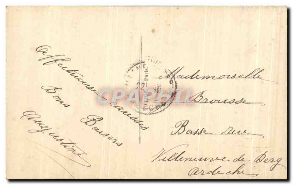 Jeune femme avec roses — carte postale colorisée — éditeur non visible — Reverso
