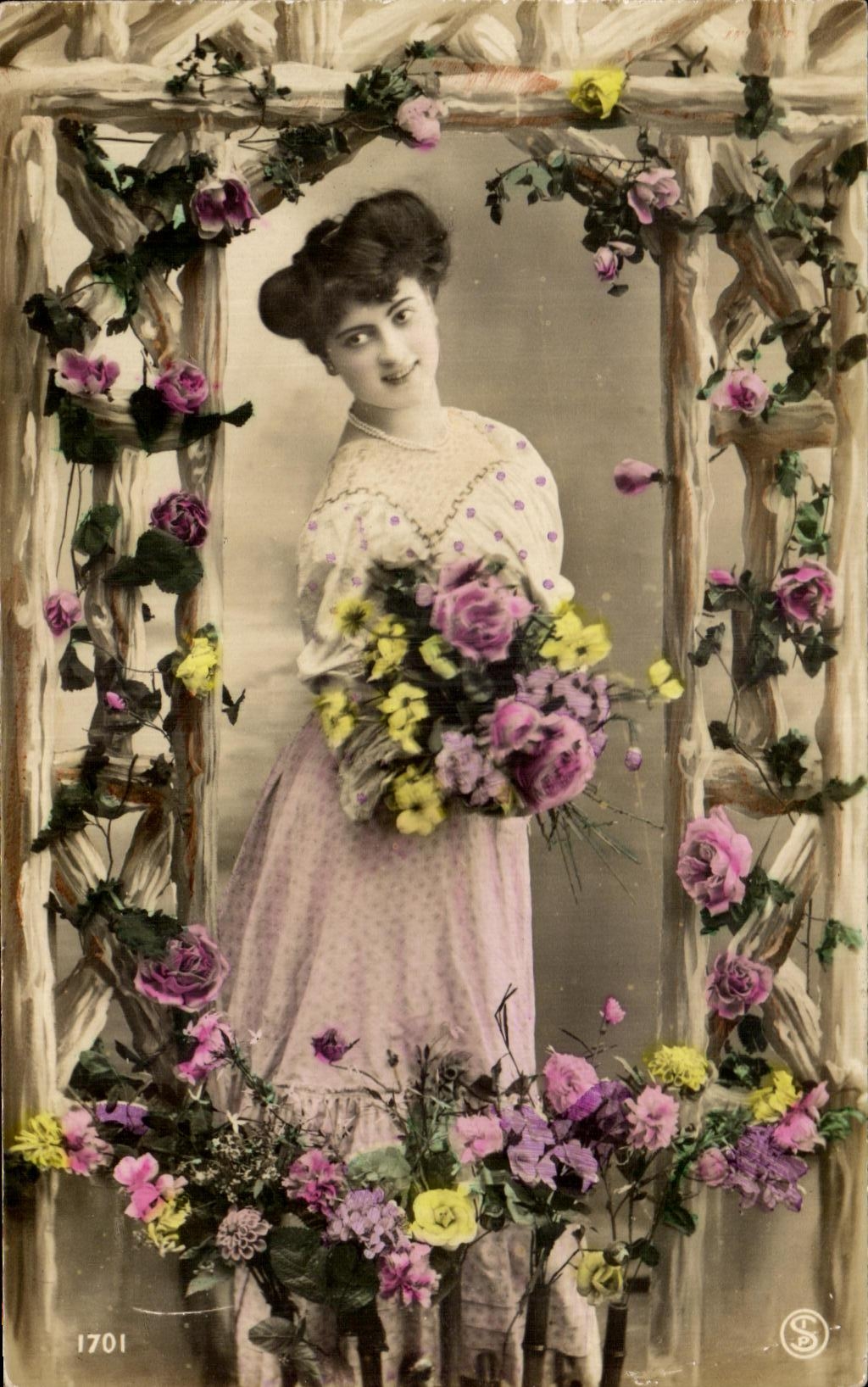 CPA Fantaisie Femme 