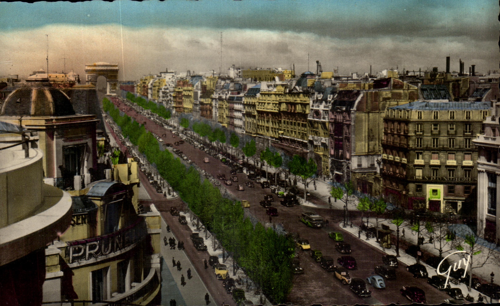 CPA Paris Et Ses Merveilles Avenue Des Champs Elysees