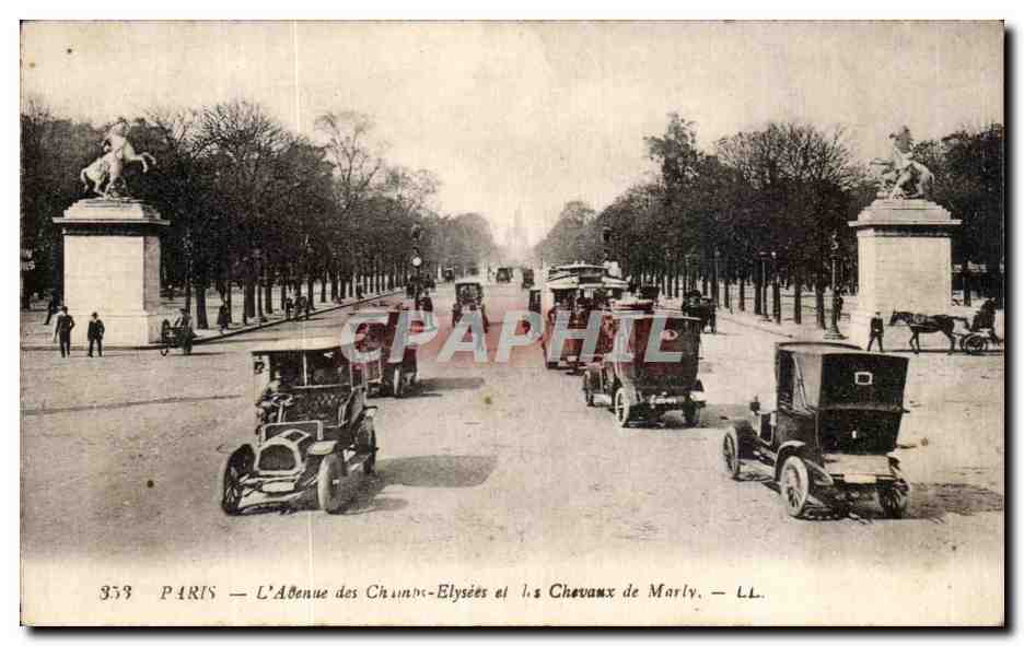 CPA Paris L'Avenue Des Champs Elysees Et Les Chevaux De Marly Automobile 