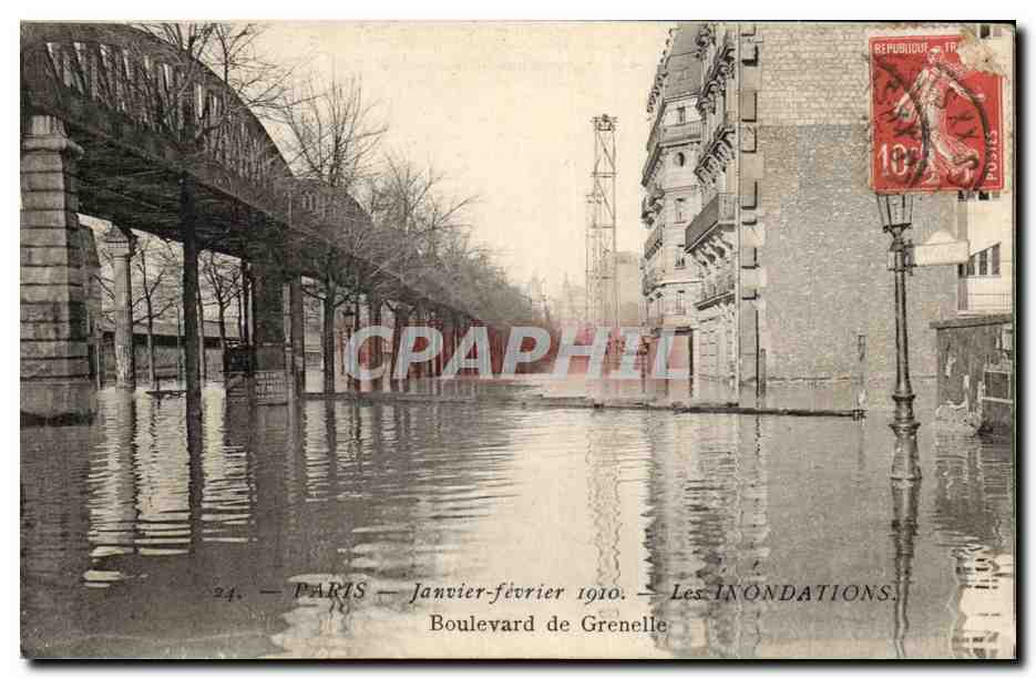 CPA Paris Janvier fevrier 1910 Les Inondations Boulevard de Grenelle