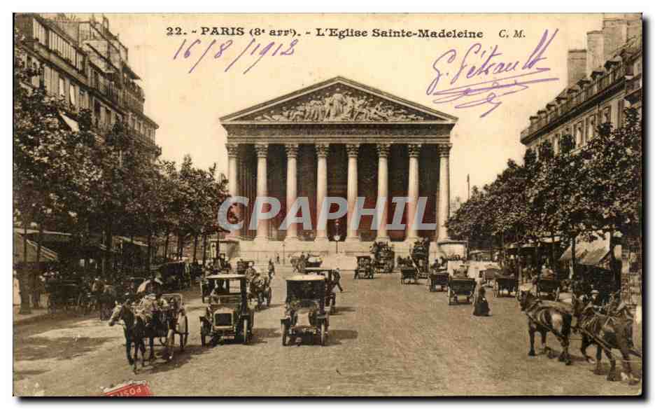 CPA Paris L'Eglise Sainte Madeleine Automobile
