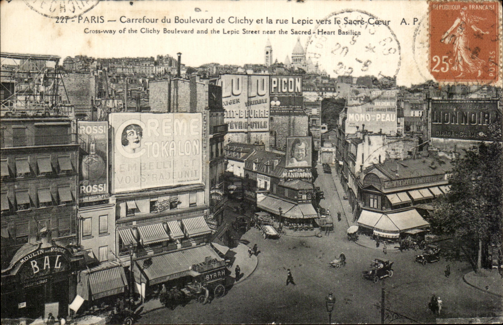 CPA Paris Carrefour Du Boulevard De Clichy Et La Rue Lepic Vers Le Sacre Coeur Moulin Rouge 