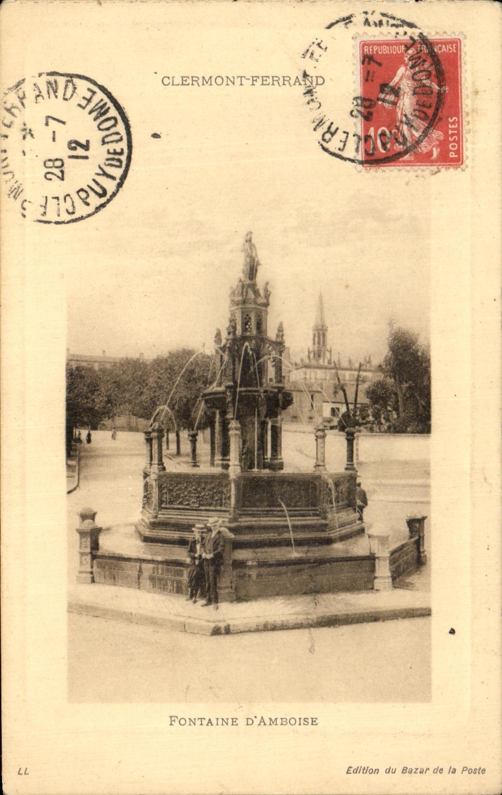 CPA Clermont Ferrard Fontaine D'Amboise 