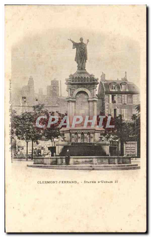 CPA Clermont Ferrand Statue D'Urbain II