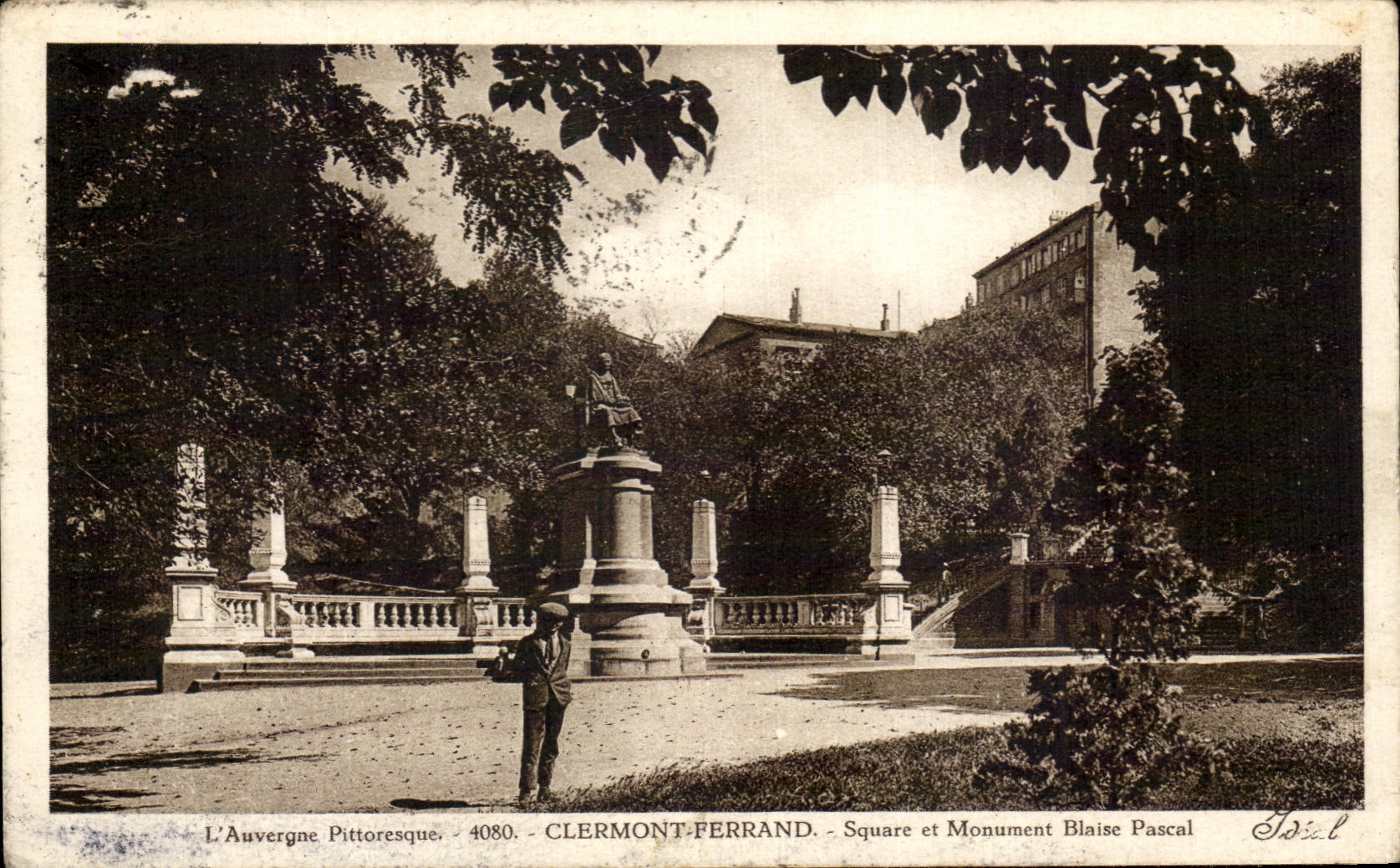 Clermont-Ferrand - Square und Monument Blaise Pascal — L'Auvergne Pitttoresque, 4080.