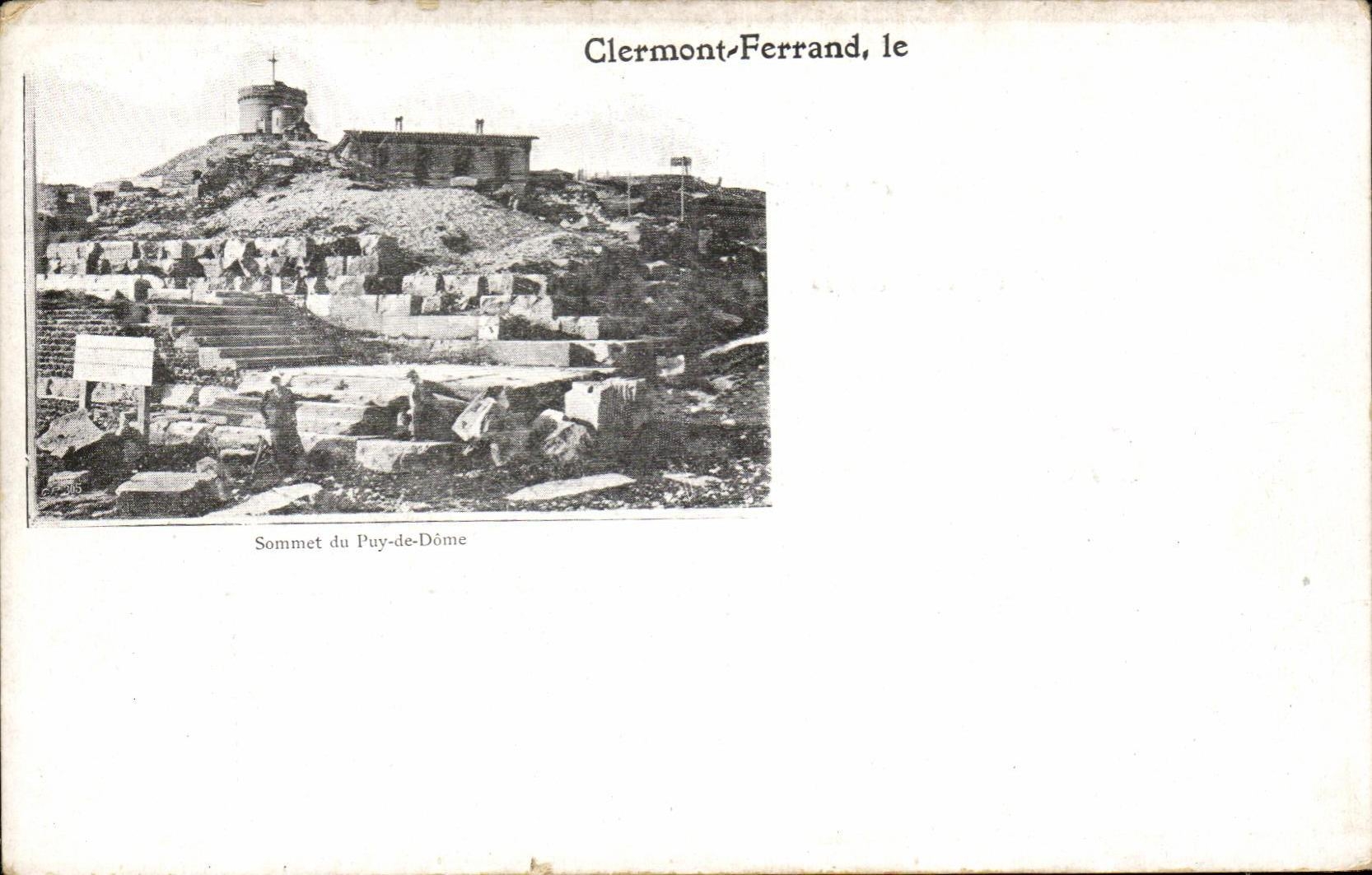CPA Clermont Ferrand Le Sommet du Puy de Dome