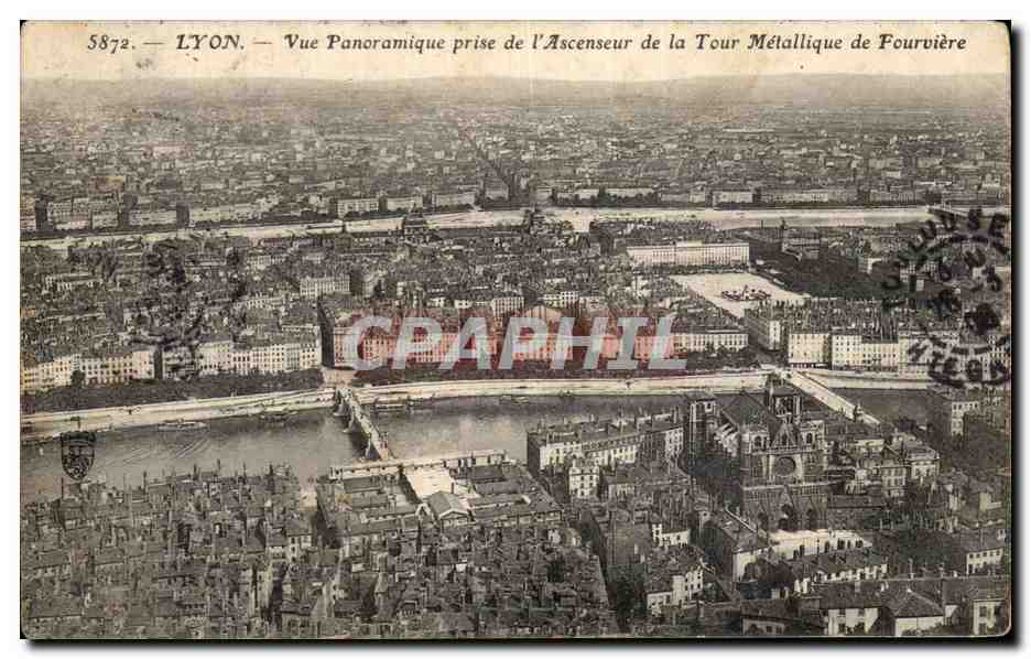 LYON — Vue Panoramique prise de l'Ascenseur de la Tour Métallique de Fourvière — n° 5872