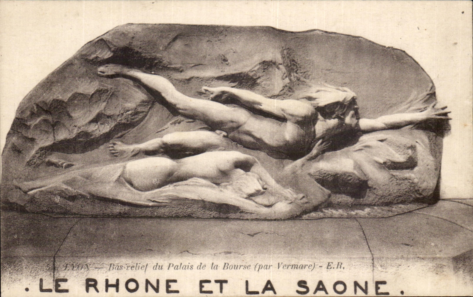 Lyon — Bas-relief du Palais de la Bourse (par Vermare) — E.R.